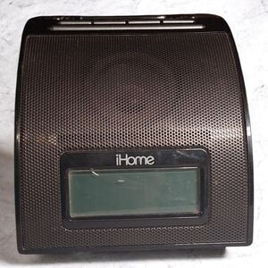 iHome iP11 Digital Alarm Clock Radio – AUX Line-In – Dual Alarm – Battery Backup